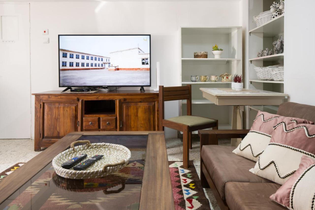 Lovely & Budget Apartment At The Center, Gardens & German Colony Haifa Exterior photo